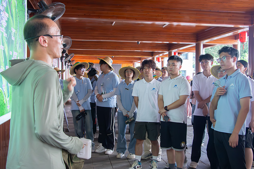 e43b0097cac841ebb795cf0d3a52e4ae.png taptap官方网站