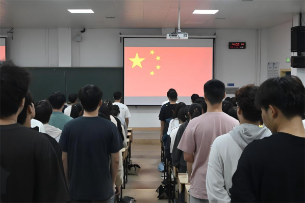b575c21d02c7411ca5f1f40f25586808.png taptap官方网站