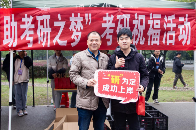 7e81e2bd232a4aa9b81517909d773d97.png taptap官方网站