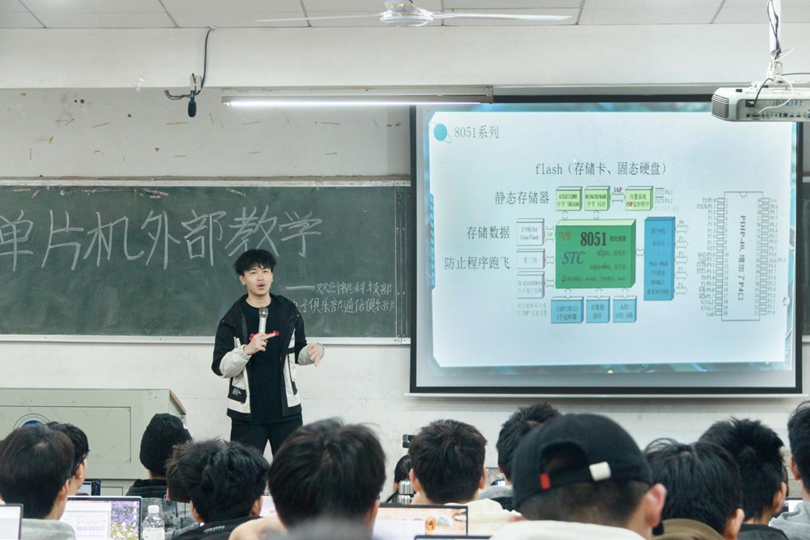 1dbb36c6d9354b6bb2cfa669bb0891ae.png taptap官方网站